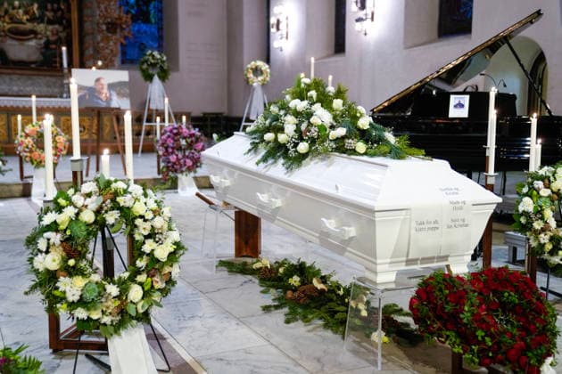 Gravferdsseremonien for Sverre Anker Ousdal, Oslo 20260119. Kisten til avdode skuspiller Sverre Anker Ousdal for bisettelsen i Oslo domkirke mandag. Ousdal dode 3. januar etter et kort sykehusopphold, 81 ar gammel. Foto: Heiko Junge NTB Oslo Norge GZJFQrwYhd0 EDITORIAL USE ONLY Ref:_BNC_ENTGZJFQrwYhd0.jpg Copyright: xHeikoxJungex xNTBx