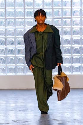 Simon Cracker Fashion Show Ready to Wear Men Collection Fall Winter 2026 2027 at Milan Fashion Week MLFW , January 18th, 2026 Simon Cracker Fashion Show Ready to Wear Men Collection Fall Winter 2026 2027 at Milan Fashion Week January 18th, 2026 Milan Italy  Copyright: xAgencex xBestimagexAgencex xBestimagex