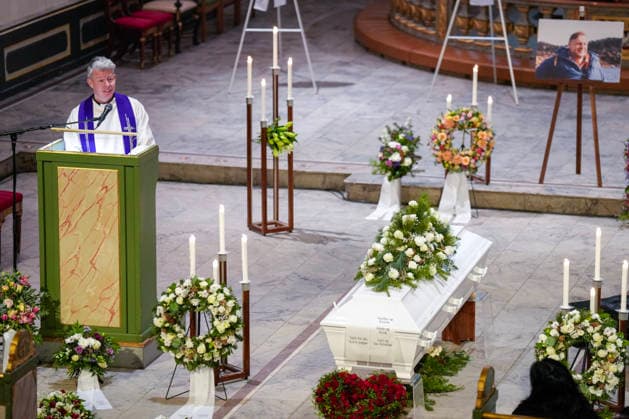 Gravferdsseremonien for Sverre Anker Ousdal Oslo 20260119. Skuespiller Sverre Anker Ousdal bisettes i Oslo domkirke mandag. Ousdal dode 3. januar etter et kort sykehusopphold, 81 ar gammel. Foto: Heiko Junge NTB POOL Oslo Norge 2YElm7799Xs EDITORIAL USE ONLY Ref:_BNC_ENT2YElm7799Xs.jpg Copyright: xHeikoxJungex xNTBx