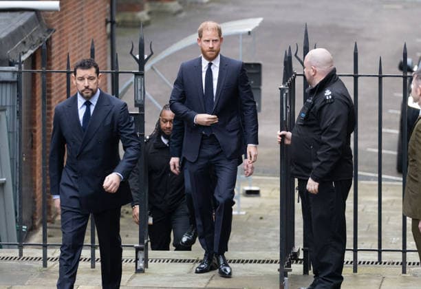January 19, 2026, London, England, United Kingdom: Prince HARRY, the Duke of Sussex arrives at the Royal Courts Of Justice, central London, for the trial over allegations of unlawful information gathering brought against Associated Newspapers Limited (ANL) by seven people - the Duke of Sussex, Baroness Doreen Lawrence, Sir Elton John, David Furnish, Liz Hurley, Sadie Frost and Sir Simon Hughes. London United Kingdom - ZUMAs262 20260119_zip_s262_002 Copyright: xTayfunxSalcix