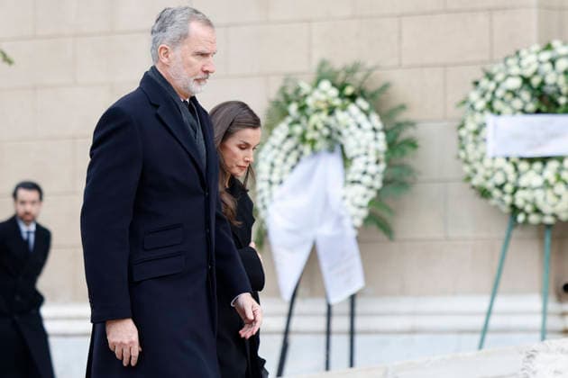 Spanish King Felipe VI (L) next to Queen Letizia (R) after attending to the mass funeral of Princess Irene of Greece and Denmark held at the Metropolitan cathedreal of Athens, Greece on 19 January 2026. Princess Irene of Greece and Denmark died in Madrid last 15 January. Funeral of Princess Irene of Greece and Denmark in Athens !ACHTUNG: NUR REDAKTIONELLE NUTZUNG!  Copyright: xMariscalx GRAF1129 20260119-55019106296_1