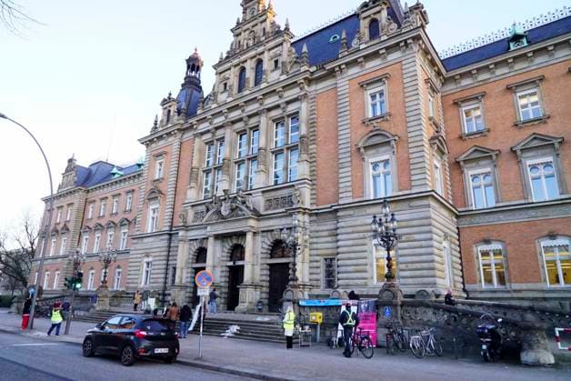 cntv: Landgericht Hamburg Strafjustizgebaeude Entfuehrungsfall der Block Kinder Hamburg 19.01.2026 Hamburg Deutschland