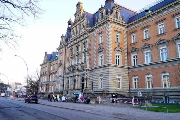 cntv: Landgericht Hamburg Strafjustizgebaeude Entfuehrungsfall der Block Kinder Hamburg 19.01.2026 Hamburg Deutschland
