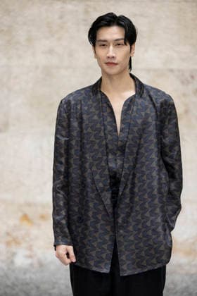 MFW - Menswear Fall Winter 2026-27 ARMANI Photocall MILAN, ITALY - JANUARY 19: Bible Wichapas Sumettikul arrives at the Giorgio Armani fashion show during the Milan Fashion Week - Menswear Fall Winter 2026-2027 on January 19, 2026 in Milan, Italy. Photo by Marco Piovanotto Abacapress.com  Copyright: xPiovanottoxMarco ABACAx