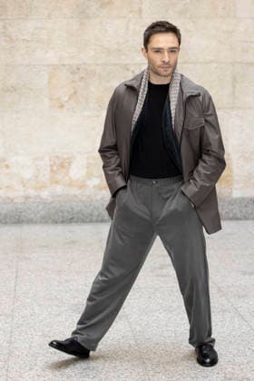 MFW - Menswear Fall Winter 2026-27 ARMANI Photocall MILAN, ITALY - JANUARY 19: Ed Westwick arrives at the Giorgio Armani fashion show during the Milan Fashion Week - Menswear Fall Winter 2026-2027 on January 19, 2026 in Milan, Italy. Photo by Marco Piovanotto Abacapress.com  Copyright: xPiovanottoxMarco ABACAx