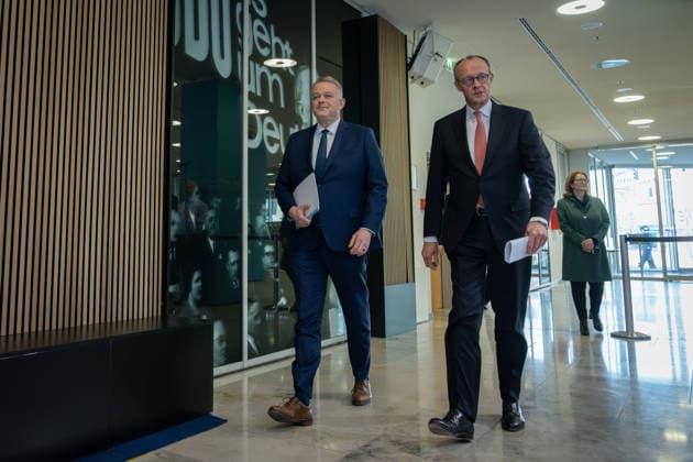 Konrad-Adenauer-Haus, CDU, Bundesvorstandssitzung Konrad-Adenauer-Haus, CDU, Bundesvorstandssitzung, Vorsitzender, Bundeskanzler, Friedrich Merz, Spitzenkandidat, Rheinland-Pfalz, Gordon Schnieder *** Konrad Adenauer Haus, CDU, Federal Executive Committee meeting Konrad Adenauer Haus, CDU, Federal Executive Committee meeting, Chairman, Federal Chancellor, Friedrich Merz, top candidate, Rhineland-Palatinate, Gordon Schnieder