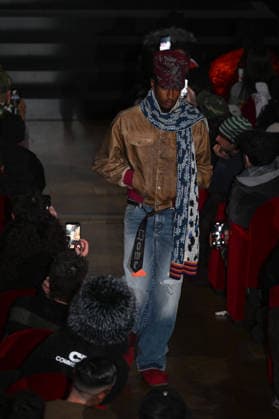 Milan, Milan Men s Fashion Week: Fall Winter 2026 - Men s Fashion, Fall Winter 2026. - PDF - fashion show. catwalk. pictured: model  Copyright: xSimonaxChiocciax xipa-agency.netx xFotosickix IPA_Agency_IPA70306919