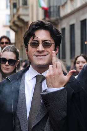 Milan, Milan Fashion Week Menswear Fall Winter 2026 2027 - Men s Fashion, Fall Winter 2026 2027 - Giorgio Armani Fashion Show - Guest Arrivals. Pictured: Hudson Williams (lead actor in the TV series Heated Rivalry)  Copyright: xAlessandroxBremecx xipa-agency.netx xx IPA_Agency_IPA70307113