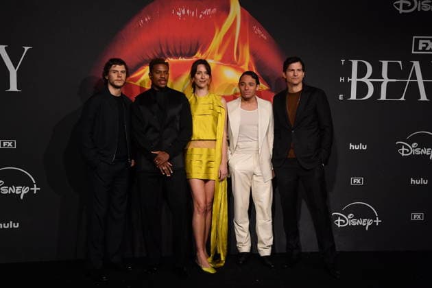 Rome, Baths of Diocletian Series Premiere The Beauty , Pictured: Evan Peters, Jeremy Pope, Rebecca Hall, Anthony Ramos, Ashton Kutcher  Copyright: xVincenzoxLandix xipa-agency.netx xVincenzoxLandix IPA_Agency_IPA70310602
