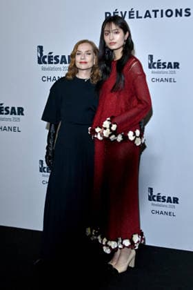 Cesar Revelations 2026 Photocall In Paris. FC PARIS, FRANCE - JANUARY 19 Isabelle Huppert and Bella Kim attend the Cesar - Revelations 2026 Photocall at Elysee Montmartre on January 19, 2026 in Paris, France. Photo by Franck Castel ABACAPRESS.COM Paris France  Copyright: xCastelxFranck ABACAx