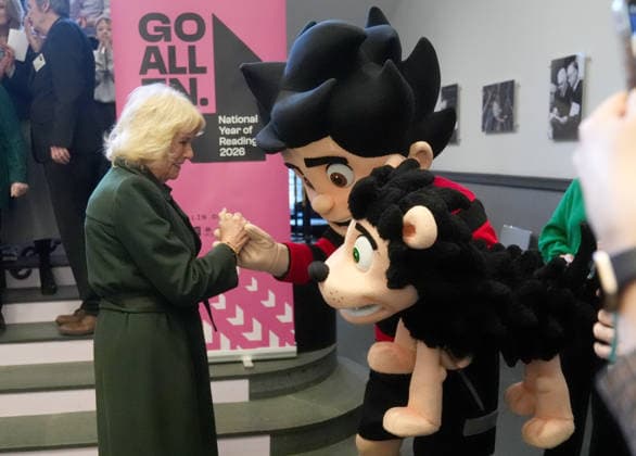 . 19 01 2026. Edinburgh, United Kingdom. Queen Camilla meets Beano comic characters during a visit to the National Library of Scotland in Edinburgh, United Kingdom.  xi-Imagesx xPoolx IIM-26518-0003