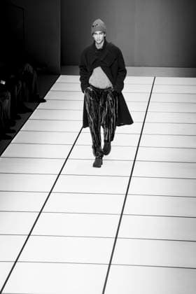 Milan Fashion Week - Men F W 2026-27 Giorgio Armani Fashion Show Vibes Milan, Italy Milan Fashion Week - Men F W 2026-27 Giorgio Armani Fashion Show Vibes Milan, Italy 19th January 2026 SGPItalia id 134325_003 Not Exclusive  Copyright: xALFONSOxCATALANO SGPITALIAx