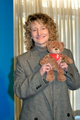 Tricia Tuttle bei der Vorstellung der Merchandise-Artikel vor der Programm-Pressekonferenz der Berlinale 2026 76. Internationale Filmfestspiele Berlin in der Akademie der Künste. Berlin, 20.01.2026