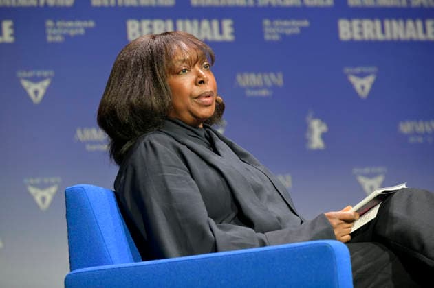 Jacqueline Lyanga bei der Vorstellung der Merchandise-Artikel vor der Programm-Pressekonferenz der Berlinale 2026 76. Internationale Filmfestspiele Berlin in der Akademie der Künste. Berlin, 20.01.2026