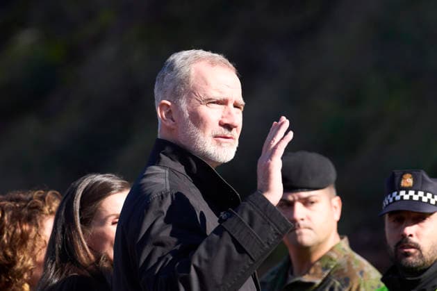 Spanish Royals Visit Adamuz and Cordoba To Offer Their Support To The Train Accident Victims King Felipe VI of Spain, Queen Letizia of Spain visit the command post in Adamuz after a train collision in Adamuz (close to Cordoba), the authorities say at least 41 were killed and more than 150 were injured when a train collided with a derailed train on the evening of January 18 on January 20, 2026 in Adamuz, Spain Photo by IMAGO MPG Adamuz Andalucia Spain  Copyright: xMPGx