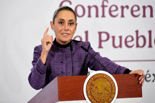 Mexico™s President Claudia Sheinbaum News Conference Mexico™s President Claudia Sheinbaum Pardo speaks about the measles outbreak and vaccination campaigns during a briefing conference at the National Palace. on January 20, 2026, in Mexico City, Mexico. (Photo by Luis Barron Eyepix Group) Copyright: xLuisxBarronx xEyepixxGroupx LB_20012026_174917