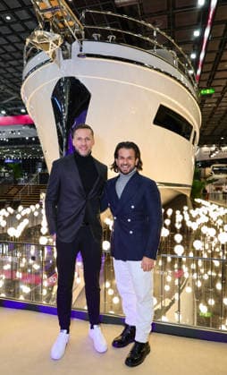 boot Messe - Blue Motion Night 2026 - Unternehmer und Mallorca Sänger Christian Cichon (Künstlername MOSES C.) mit Sternekoch Philipp Eberhardt (re.) Düsseldorf boot Messe NRW Deutschland