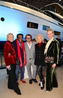 boot Messe - Blue Motion Night 2026 - (L-R) Claudia Jerger (YOU Stiftung) , Ehrengast Roberto Blanco, Galerist Dirk Geuer, Ute Ohoven ( Sonderbotschafterin der UNESCO ) und Pharmamanagerin Marion Bock Düsseldorf boot Messe NRW Deutschland