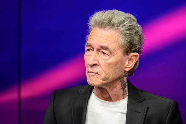 GER, Berlin, studio, guest on - maischberger, political talk show, TV, format, with host - Sandra Maischberger, Das Erste, from Adlershof - at Studio 20, pictured from left: Peter Maffay (musician), January 20, 2026, Copyright: HMBxMedia UwexKoch