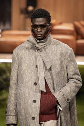 PFW - Louis Vuitton Menswear Ready-to-wear Fall-Winter 2026 2027 collection - Runway A model presents a creation for the Louis Vuitton Menswear Ready-to-wear Fall-Winter 2026 2027 collection as part of the Paris Fashion Week in Paris on January 20, 2026. Photo by Alexis Jumeau ABACAPRESS.COM Paris France  Copyright: xJumeauxAlexis ABACAx