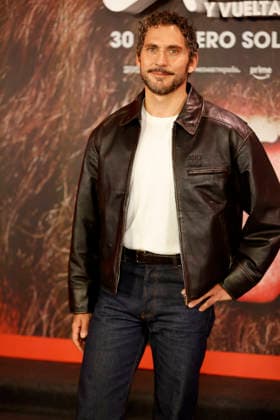 Photocall of the film Aída y Vuelta in Madrid The actor and film director Paco León poses at the photocall for the presentation of the film Aída y Vuelta at the Espacio Movistar in Gran Vía, on January 21, 2026, in Madrid Spain The film that will be the jump to the big screen of the series Aída on January 30, 2026 PHOTOCALL CINE AÍDA Y VUELTA PREMIERE JANUARY 21, 2026 Antonio Gutié Madrid Madrid Madrid Spain  Copyright: xAntonioxGutiÃ rrezx 7233903