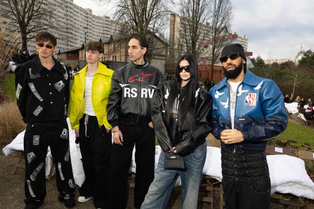 Kit Price, Owen Lynch, Willy Cartier, Camilla Araujo, Phyno at 3 Paradis Fashion Show Menswear Collection Fall Winter 2026 2027 during Paris Fashion Week PFW on 21th January 2026 Jeremy MELLOUL Bestimage Celebrities at 3 Paradis Fashion Show Menswear Collection Fall Winter 2026 2027 during Paris Fashion Week on 21th January 2026 Paris France  Copyright: xJeremyxMelloulx xBestimagexJeremyxMelloulx xBestimagex