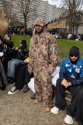 Omah Lay au défilé 3 Paradis Collection Prêt à Porter Mode Masculine Automne Hiver 2026 2027 lors de la Fashion Week de Paris PFW , le 21 Janvier 2026 Jeremy MELLOUL Bestimage Celebrities at 3 Paradis Fashion Show Menswear Collection Fall Winter 2026 2027 during Paris Fashion Week on 21th January 2026 Paris France  Copyright: xJeremyxMelloulx xBestimagexJeremyxMelloulx xBestimagex