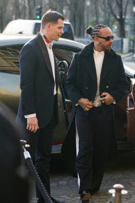 Lewis Hamilton arrives at the Hôtel de Crillon, A Rosewood Hotel in Paris on the sidelines of the Mens Ready to Wear Fall Winter 2026 2027 Paris Fashion Week PFW , France, on January 21, 2026 Julien Sarkissian Bestimage Lewis Hamilton arrives at the Hôtel de Crillon, A Rosewood Hotel in Paris on the sidelines of the Mens Ready to Wear Fall Winter 2026 2027 Paris Fashion Week PFW , France, on January 21, 2026 Paris France  Copyright: xJulienxSarkissianx xBestimagexJulienxSarkissianx xBestimagex