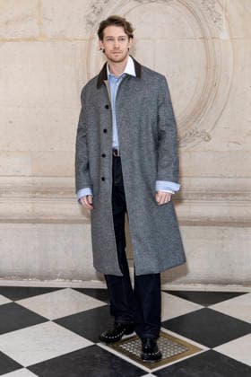 Joe Alwyn at the photocall of the Dior Collection Homme Prêt à Porter Automne Hiver 2026 2027 show as part of Paris Fashion Week PFW at the Rodin Museum, Paris, France, January 21, 2026 Olivier Borde Bestimage Photocall Dior Homme Menswear Fall Winter 2026 2027 show as part of Paris Fashion Week on January 21, 2026 in Paris, France Paris France  Copyright: xOLIVIERxBORDEx xBESTIMAGExOLIVIERxBORDEx xBESTIMAGEx