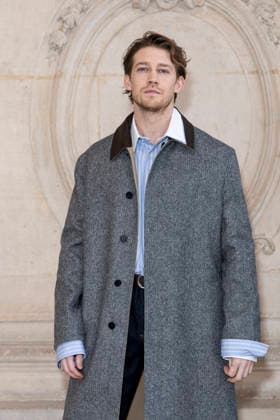 Joe Alwyn at the photocall of the Dior Collection Homme Prêt à Porter Automne Hiver 2026 2027 show as part of Paris Fashion Week PFW at the Rodin Museum, Paris, France, January 21, 2026 Olivier Borde Bestimage Photocall Dior Homme Menswear Fall Winter 2026 2027 show as part of Paris Fashion Week on January 21, 2026 in Paris, France Paris France  Copyright: xOLIVIERxBORDEx xBESTIMAGExOLIVIERxBORDEx xBESTIMAGEx