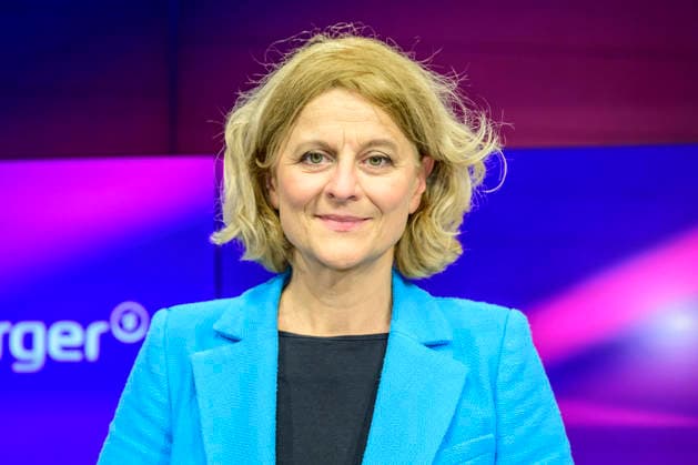GER, Berlin, studio, guest on - maischberger, political talk show, TV, format, with host - Sandra Maischberger, Das Erste, from Adlershof - at Studio 20, pictured from left: Kristina Dunz (Journalistin RND), January 21, 2026, Copyright: HMBxMedia UwexKoch