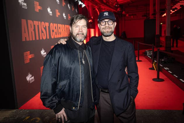 BVMI Artist Celebration Night Mark Forster und Rea Garvey Der Bundesverband Musikindustrie zur Artist Celebration Night ein einem Abend, an dem die Branche zusammenkommt und die Vielfalt und Kraft der Musik gefeiert wird. Rund 300 Gäste zum Dinner sowie weitere 300 Gäste zur Aftershow-Party werden in der Stadion Berlin erwartet. Copyright: xEventpressxFuhrx