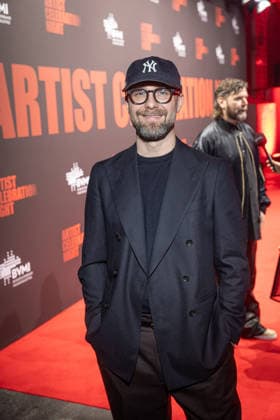BVMI Artist Celebration Night Mark Forster Der Bundesverband Musikindustrie zur Artist Celebration Night ein einem Abend, an dem die Branche zusammenkommt und die Vielfalt und Kraft der Musik gefeiert wird. Rund 300 Gäste zum Dinner sowie weitere 300 Gäste zur Aftershow-Party werden in der Stadion Berlin erwartet. Copyright: xEventpressxFuhrx