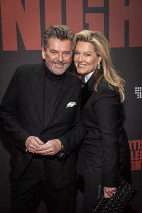 BVMI Artist Celebration Night Thomas Anders und Ehefrau Claudia Der Bundesverband Musikindustrie zur Artist Celebration Night ein einem Abend, an dem die Branche zusammenkommt und die Vielfalt und Kraft der Musik gefeiert wird. Rund 300 Gäste zum Dinner sowie weitere 300 Gäste zur Aftershow-Party werden in der Stadion Berlin erwartet. Copyright: xEventpressxFuhrx