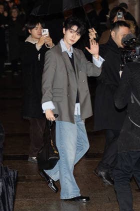AMI Paris Menswear Arrivals Zhou Yiran arrived at the AMI Paris Menswear Fall Winter 2026-2027 show as part of Paris Fashion Week on January 21, 2026 in Paris, France. Photo by Nasser Berzane ABACAPRESS.COM Paris France  Copyright: xBerzanexNasser ABACAx