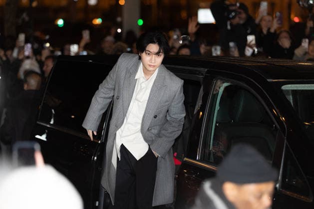 AMI Paris Menswear Arrivals Dori Sakurada arrived at the AMI Paris Menswear Fall Winter 2026-2027 show as part of Paris Fashion Week on January 21, 2026 in Paris, France. Photo by Nasser Berzane ABACAPRESS.COM Paris France  Copyright: xBerzanexNasser ABACAx