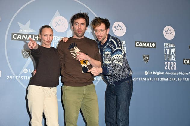 Alpe d Huez 29th Comedy Film Festival Audrey Lamy, Jean-Baptiste Saurel and Xavier Lacaille posing for a photocall during the 29th Comedy Film Festival in L Alpe d’Huez, France, on January 21, 2026. Photo by Mireille Ampilhac ABACAPRESS.COM L Alpe Du Huez France  Copyright: xAmpilhacxMireille ABACAx