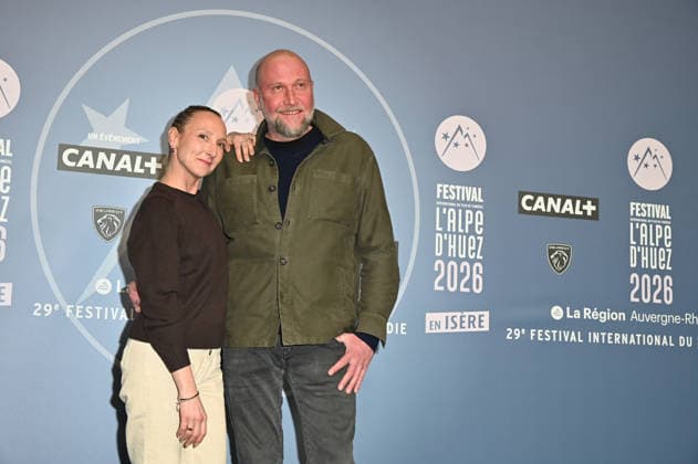 Alpe d Huez 29th Comedy Film Festival Audrey Lamy and Francois Damiens posing for a photocall during the 29th Comedy Film Festival in L Alpe d’Huez, France, on January 21, 2026. Photo by Mireille Ampilhac ABACAPRESS.COM L Alpe Du Huez France  Copyright: xAmpilhacxMireille ABACAx