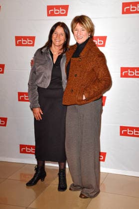 Catherine Stoyan und ihre Schwester Corinna Harfouch bei der Premiere von Tatort: Gefahrengebiet im Delphi -Filmpalast in Berlin am 21.01.2026