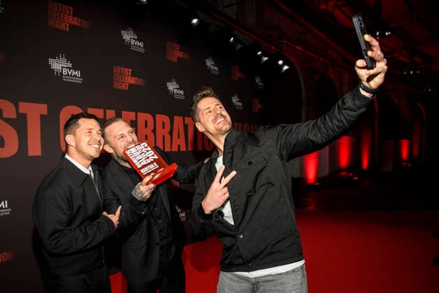 abb: Nico Santos, Kontra K (Maximilian Diehn) , Preistraeger Domestic Album of the Year und Beatzarre zu Gast bei der Artist Celebration Night im Station Berlin am 21.01.2026 in Berlin Berlin Deutschland