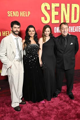 Dylan O Brien, Zainab Azizi, Rachel McAdams und Sam Raimi bei der Weltpremiere des Kinofilms Send Help im TCL Chinese Theatre. Los Angeles, 21.01.2026