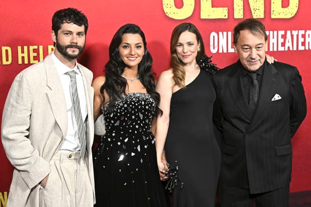 Dylan O Brien, Zainab Azizi, Rachel McAdams und Sam Raimi bei der Weltpremiere des Kinofilms Send Help im TCL Chinese Theatre. Los Angeles, 21.01.2026
