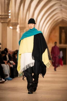 PFW - Issey Miyake Runway A model wears a creation as part of the Issey Miyake Fall Winter 2026-2027 Men s collection presented in Paris, Thursday, Jan. 22, 2026. Photo by Eliot Blondet ABACAPRESS.COM Paris France France  Copyright: xBlondetxEliot ABACAx