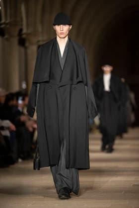 PFW - Issey Miyake Runway A model wears a creation as part of the Issey Miyake Fall Winter 2026-2027 Men s collection presented in Paris, Thursday, Jan. 22, 2026. Photo by Eliot Blondet ABACAPRESS.COM Paris France France  Copyright: xBlondetxEliot ABACAx