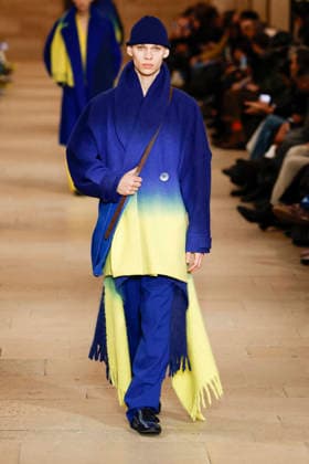 Défilé Issey Miyake Collection Homme Prêt à Porter Automne Hiver 2026 2027 lors de la Fashion Week de Paris, le 22 janvier 2026 Issey Miyake Fashion Show Men Ready to Wear Fall Winter 2026 2027 Collection , during Paris Fashion Week, on January 22, 2026 Paris France  Copyright: xAgencex xBestimagexAgencex xBestimagex