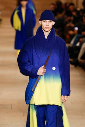 Défilé Issey Miyake Collection Homme Prêt à Porter Automne Hiver 2026 2027 lors de la Fashion Week de Paris, le 22 janvier 2026 Issey Miyake Fashion Show Men Ready to Wear Fall Winter 2026 2027 Collection , during Paris Fashion Week, on January 22, 2026 Paris France  Copyright: xAgencex xBestimagexAgencex xBestimagex