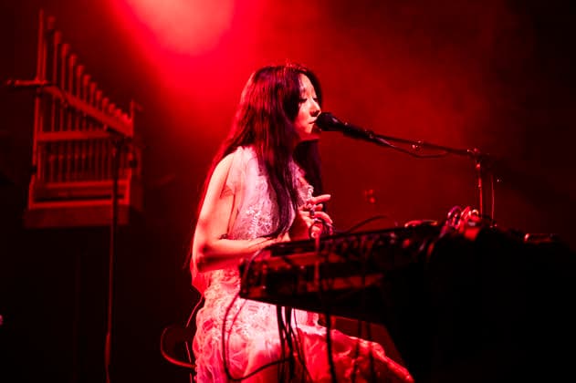 Konzert von Hinako Omori in Berlin Konzert von Hinako Omori am 22.01.2026 im ausverkauften Huxleys Neue Welt in Berlin. Sie spielte im Vorprogramm von Anna von Hausswolff., Berlin Berlin Deutschland Neukölln