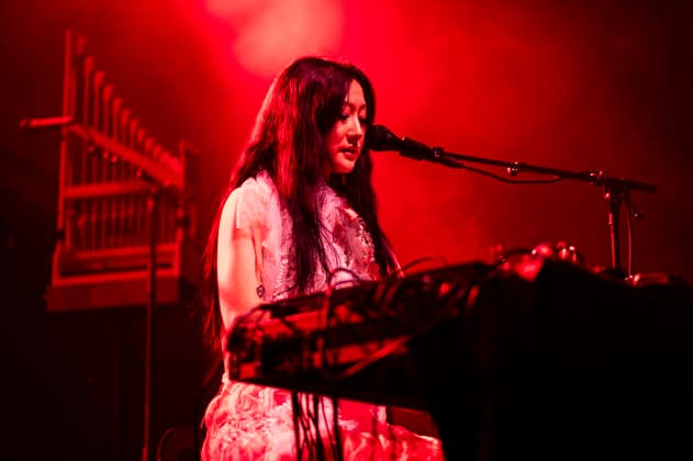Konzert von Hinako Omori in Berlin Konzert von Hinako Omori am 22.01.2026 im ausverkauften Huxleys Neue Welt in Berlin. Sie spielte im Vorprogramm von Anna von Hausswolff., Berlin Berlin Deutschland Neukölln