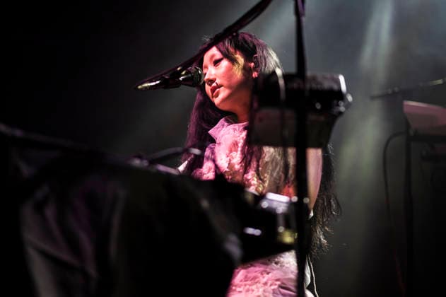 Konzert von Hinako Omori in Berlin Konzert von Hinako Omori am 22.01.2026 im ausverkauften Huxleys Neue Welt in Berlin. Sie spielte im Vorprogramm von Anna von Hausswolff., Berlin Berlin Deutschland Neukölln