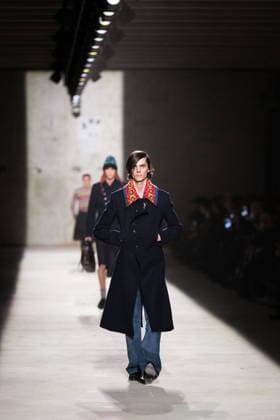 Dries Van Noten - Runway - Paris Fashion Week - Menswear Fall Winter 2026-2027 Models present creations by Dries Van Noten for the Menswear Ready-to-wear Fall-Winter 2026 2027 collection as part of the Men Paris Fashion Week in Paris on January 22, 2026. Photo by Alexis Jumeau ABACAPRESS.COM Paris France  Copyright: xJumeauxAlexis ABACAx